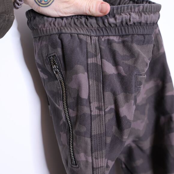 ATHLETA Farallon Jogger Black Olive Camo Mid- Rise Pull-On Active Pant Women's 6 - Picture 11 of 14